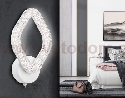 Настенный светодиодный светильник с выключателем на корпусе Ambrella FA3931 FA