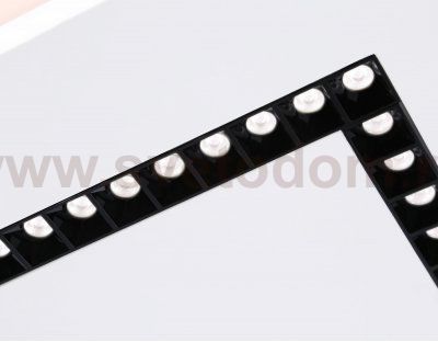 Потолочный светодиодный светильник с пультом Ambrella FL51415 FL