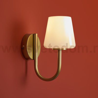 Настенный светильник (бра) Freya FR2039WL-01G