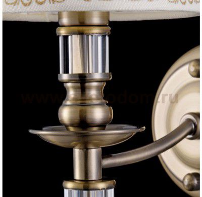 Настенный светильник бра Freya FR2539WL-01BS Ksenia