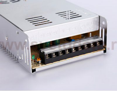 Блок питания для светодиодной ленты 12V 400W 33.3A IP20 90-260V 215*115*50 GS9552 Ambrella GS9552 LED Driver