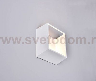 Светильник настенный GW SKUD DesignLed GW-1086R-7-WH-WW