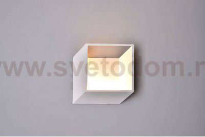 Светильник настенный GW SKUD DesignLed GW-1086R-7-WH-WW