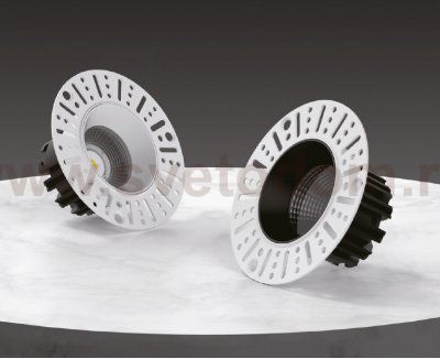 IT02-028 black 3000K светильник встраиваемый влагозащищенный