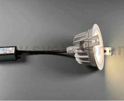 IT08-8018 white 3000K светильник встраиваемый влагозащищенный