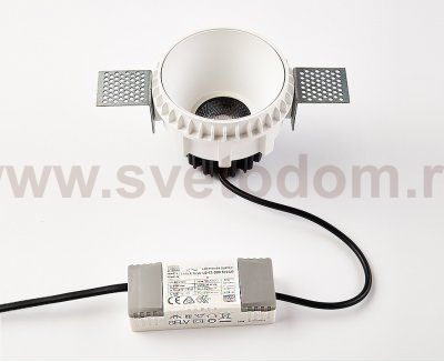 IT08-8021 white 3000K светильник встраиваемый