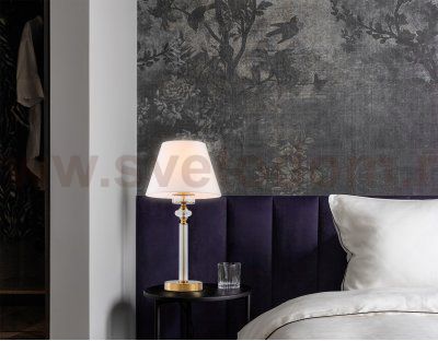 Настольная лампа с абажуром и хрусталем Ambrella LH71027 BS/WH латунь/белый E14 max 40W D260*505