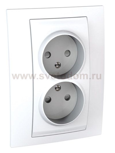 Розетка 2-ая б/з с защитными шторками винт. зажим, литая MGU23.063.18D