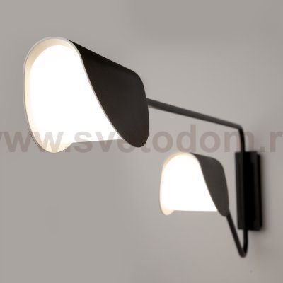 Светильник настенный бра Maytoni MOD126WL-02B Mollis