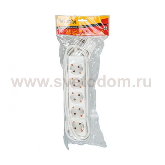 Удлинитель Navigator 71 556 NPE-S-05-500-E-3x0.75 с/з 5 гн. 5м