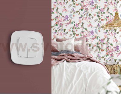 Рамка OMEGA Coint (Белый Стекло органическое) 3-ая OF640103 Ambrella Volt