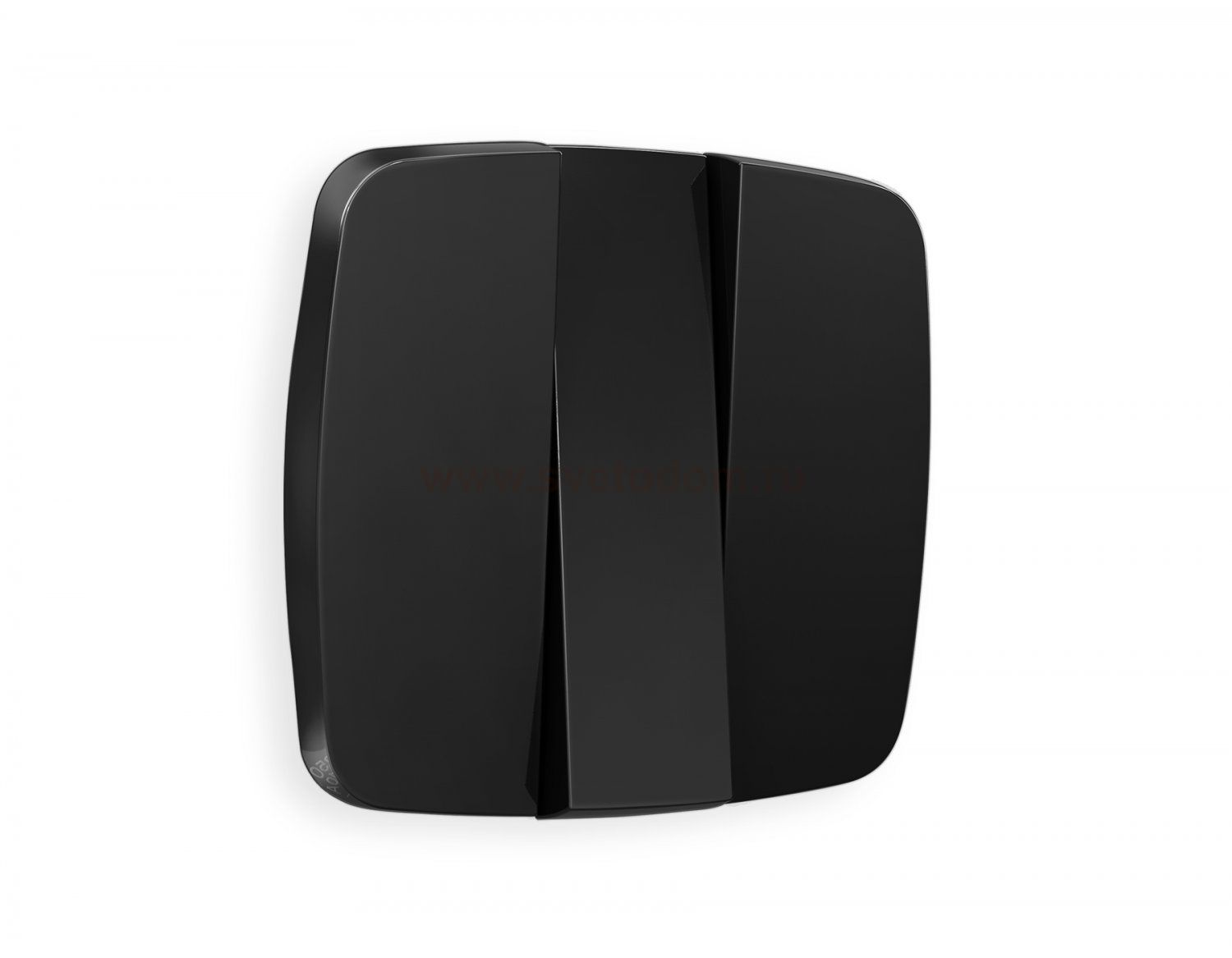 Лицевая панель OMEGA (Черный матовый) для 3-клавишных выключателей QUANT OP8050 Ambrella Volt