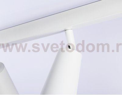 Накладной поворотный спот со сменной лампой GU10 Ambrella TA13148 TA