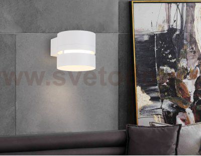 Светильник настенный с выключателем и сменной лампой GX53 Ambrella TN71071 TN