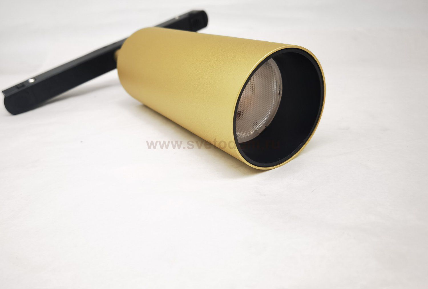 Трековый светильник Maytoni TR032-2-12W3K-S-MG Focus LED