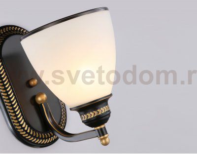 Настенный светильник в классическом стиле Ambrella TR3083 TR