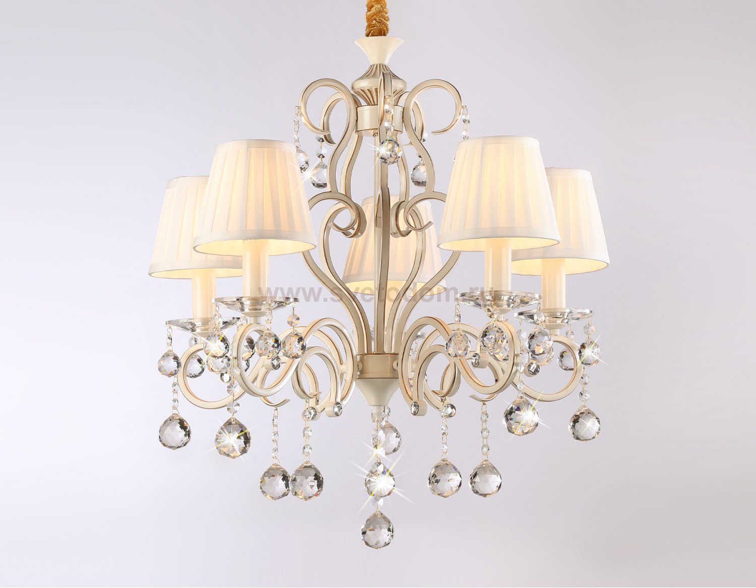 Подвесная люстра с абажурами и хрусталем Ambrella TR4560 TR