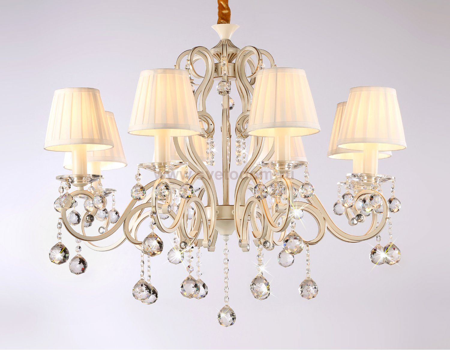 Подвесная люстра с абажурами и хрусталем Ambrella TR4561 TR