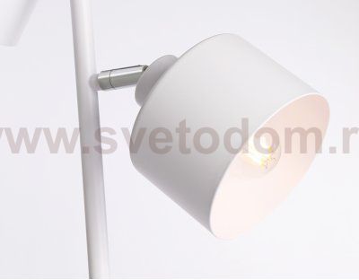 Напольный светильник со сменной лампой в стиле лофт Ambrella TR8154 TR