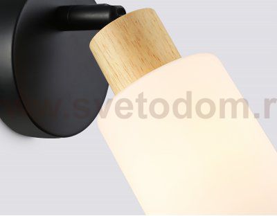 Настенно-потолочный спот в стиле лофт Ambrella TR8720 BK/WD черный/дерево E14 max 60W 175*100*160