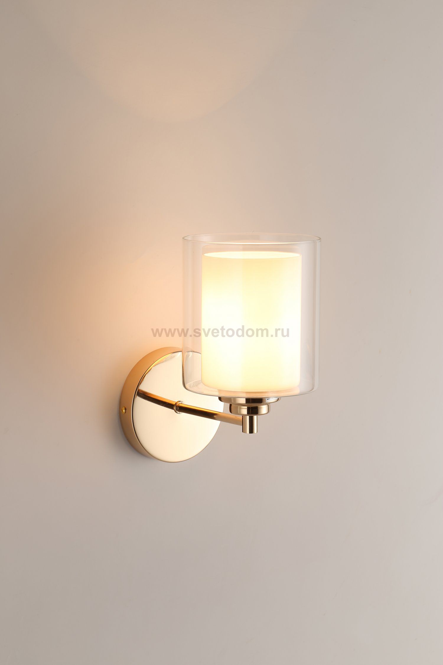 Бра Moderli V2520-1W Maximilian 1*E27*60W