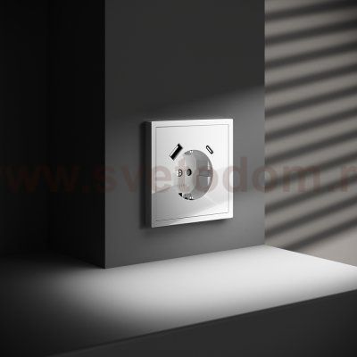 Накладка для розетки с заземлением и защитными шторками, с USB A+C, S70 (белый глянцевый)