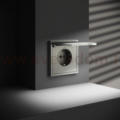 Розетка встраиваемая VOLTUM S70 с заземлением, защитными шторками и крышкой 16А, (сталь) (VLS040305)