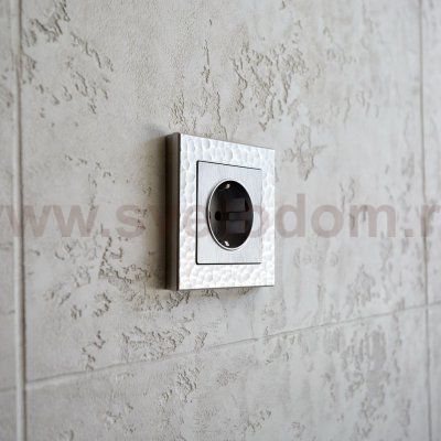 Рамка из поликарбоната на 1 пост Hammer серебряный W0012406