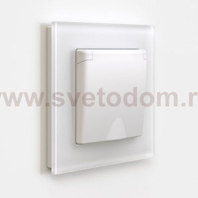 Розетка с заземлением и шторками c крышкой IP44 (белый матовый) W1171261