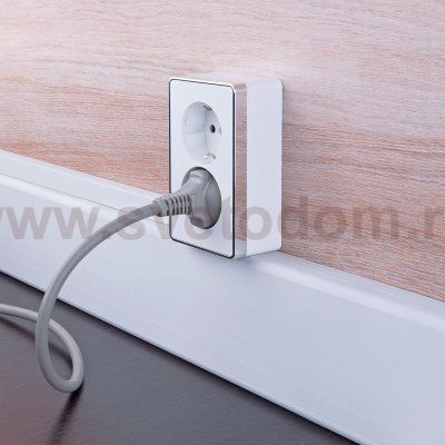 Розетка двойная с заземлением Gallant белая W5072101