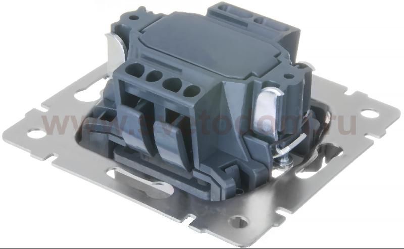 Розетка с заземлением (белая) WL01-SKG-01-IP20 Werkel