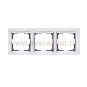 WL03-Frame-03-white /Рамка на 3 поста (белый/хром) Werkel WL03-Frame-03-white