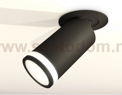 Комплект встраиваемого поворотного светильника с акрилом Ambrella XM6323221 XM