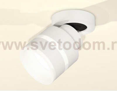 Комплект накладного поворотного светильника с акрилом Ambrella XM8101024 XM