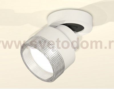 Комплект накладного поворотного светильника с композитным хрусталем Ambrella XM8101040 XM