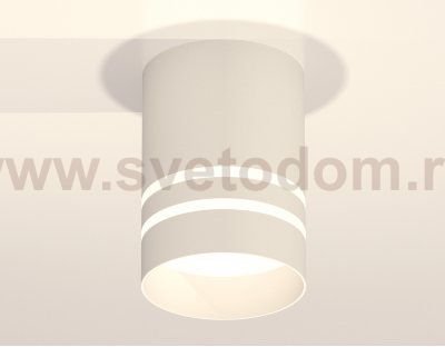 Точечный светильник Ambrella XS7401042