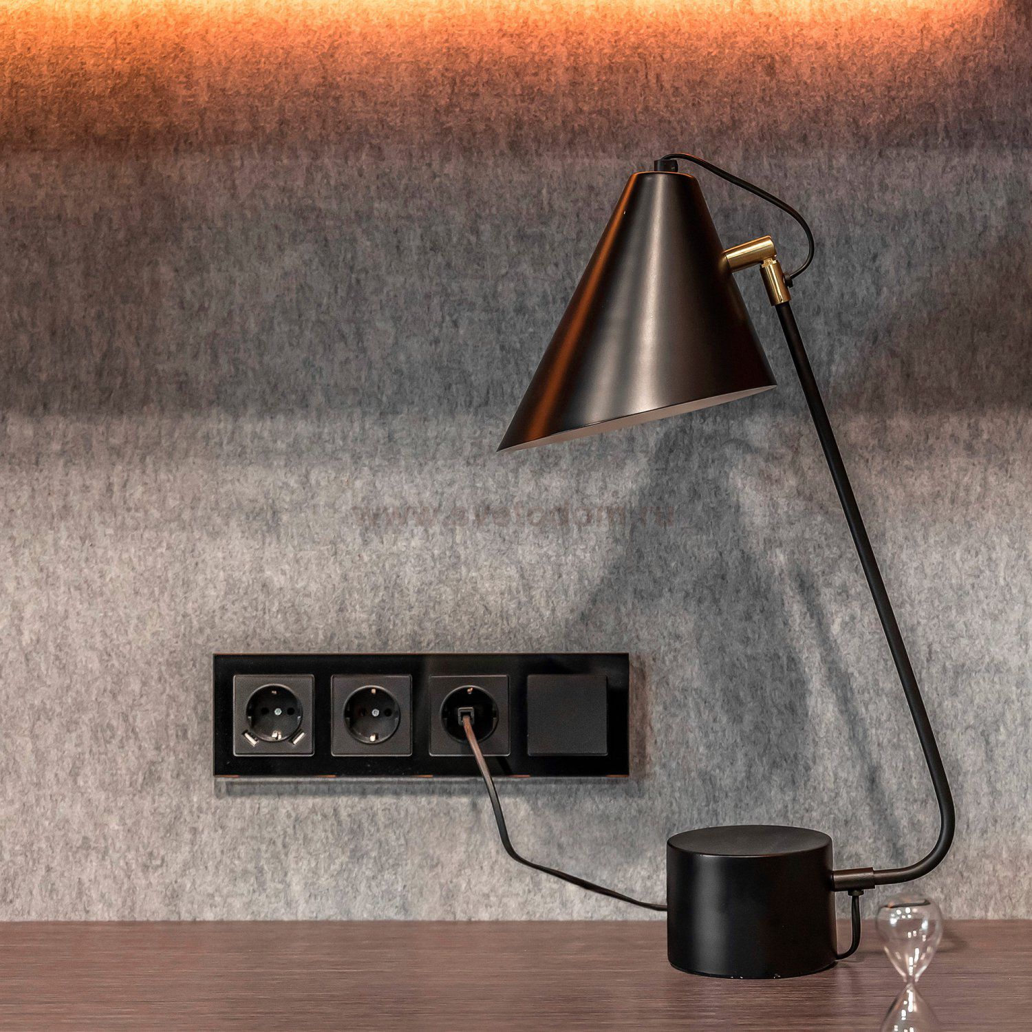 Рамка на 4 поста (черный) WL01-Frame-04 Werkel