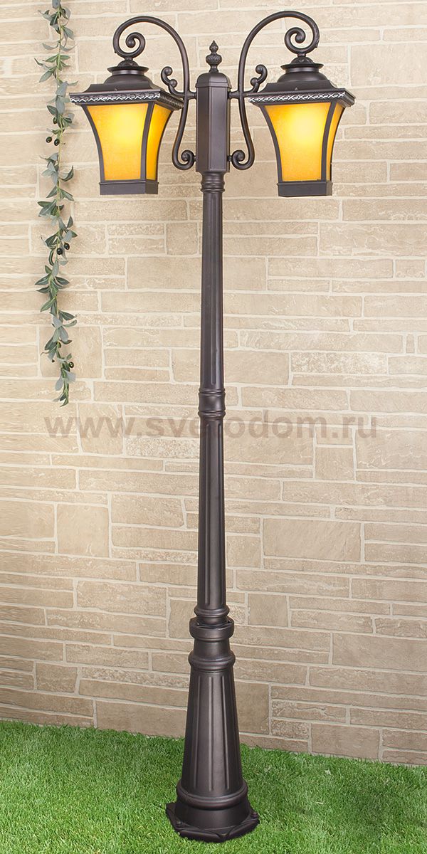 Libra F/2 венге уличный двухрожковый светильник на столбе IP33 GLXT-1408F/2 Elektrostandard