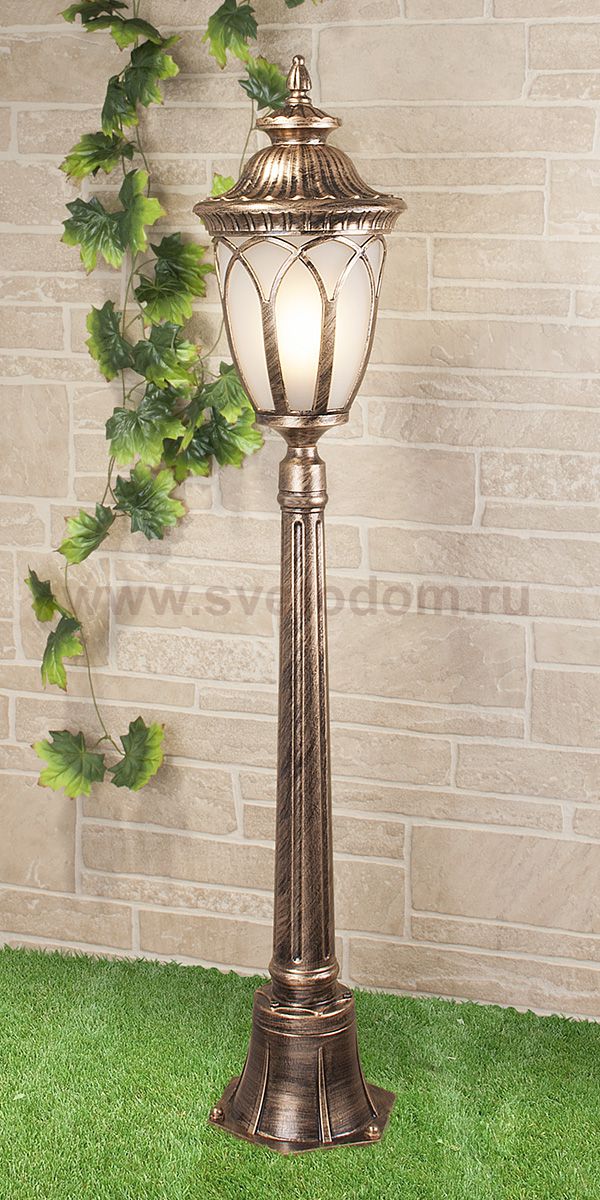 Светильник на столбе Elektrostandard Sagitta F черное золото (арт. GLXT-1444F)