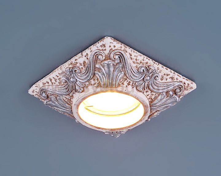 Светильник точечный Elektrostandard 4066 айвори / серебро (CH)