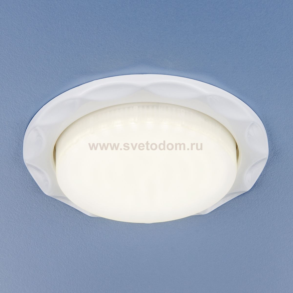 Встраиваемый точечный светильник Elektrostandard 1064 GX53 WH белый