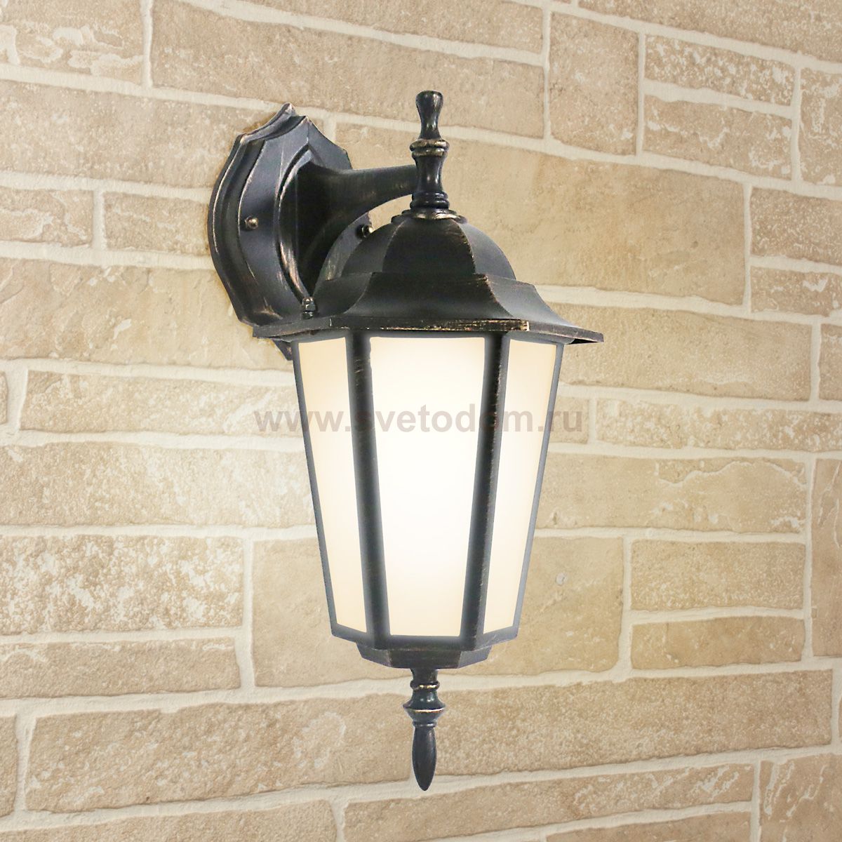 Уличный настенный светильник GL 1004D черное золото Elektrostandard