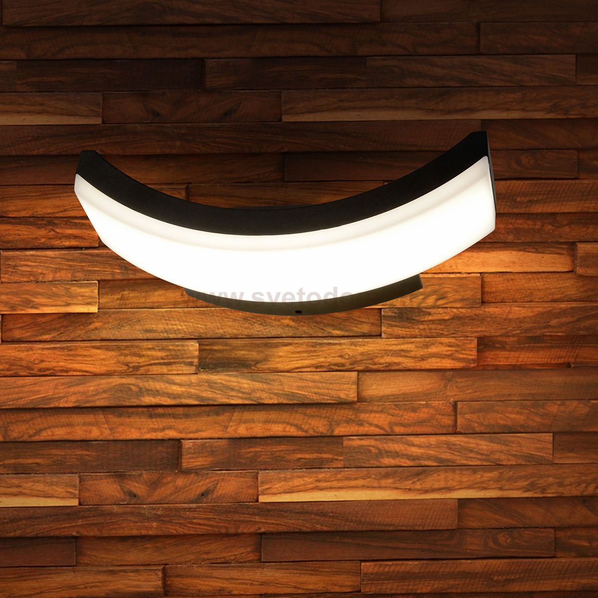 Настенный светильник Elektrostandard TECHNO 1672 LED черный