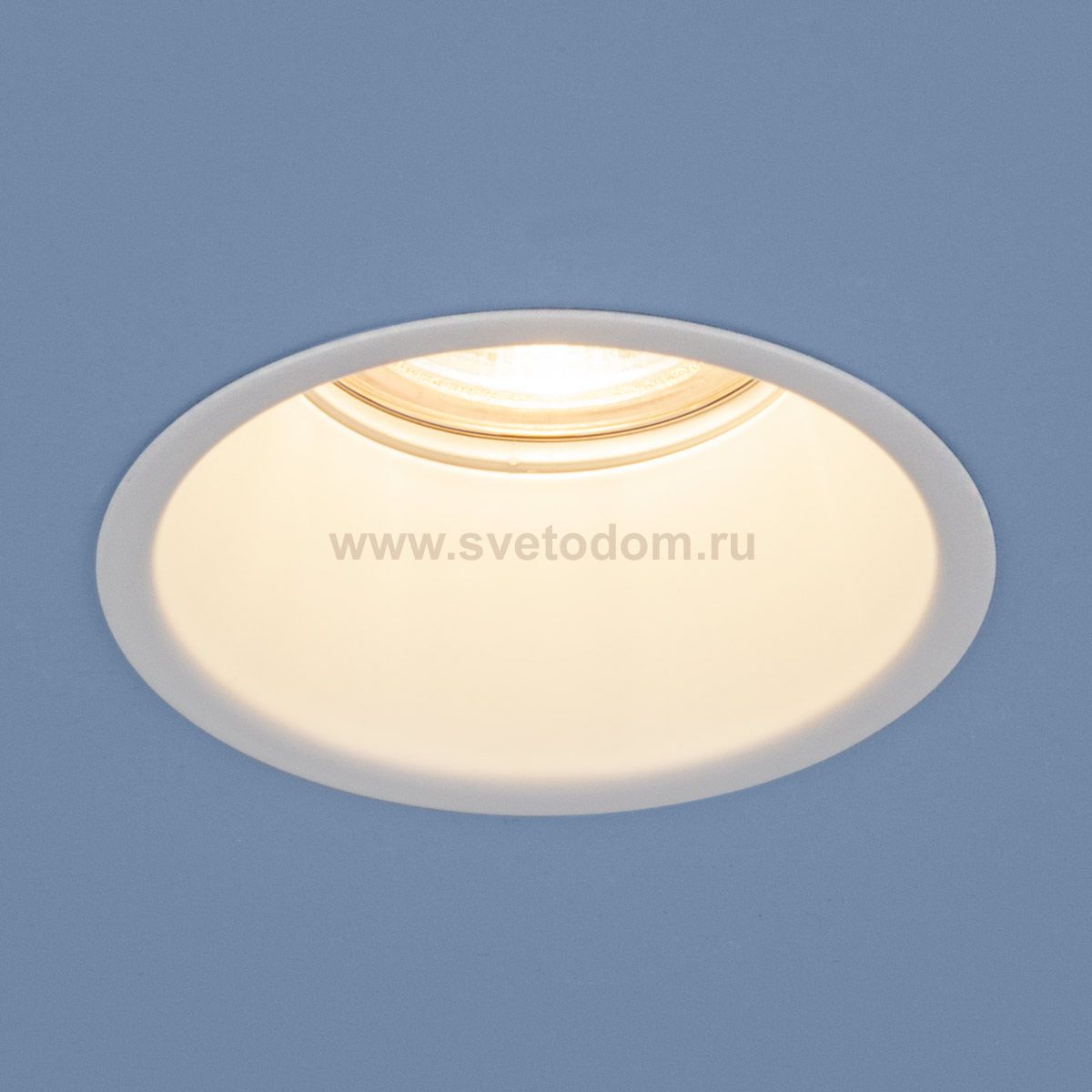 Алюминиевый точечный светильник Elektrostandard 6067 MR16 WH белый