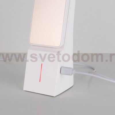 Настольный светодиодный светильник Desk белый/золотой TL90450 Elektrostandard