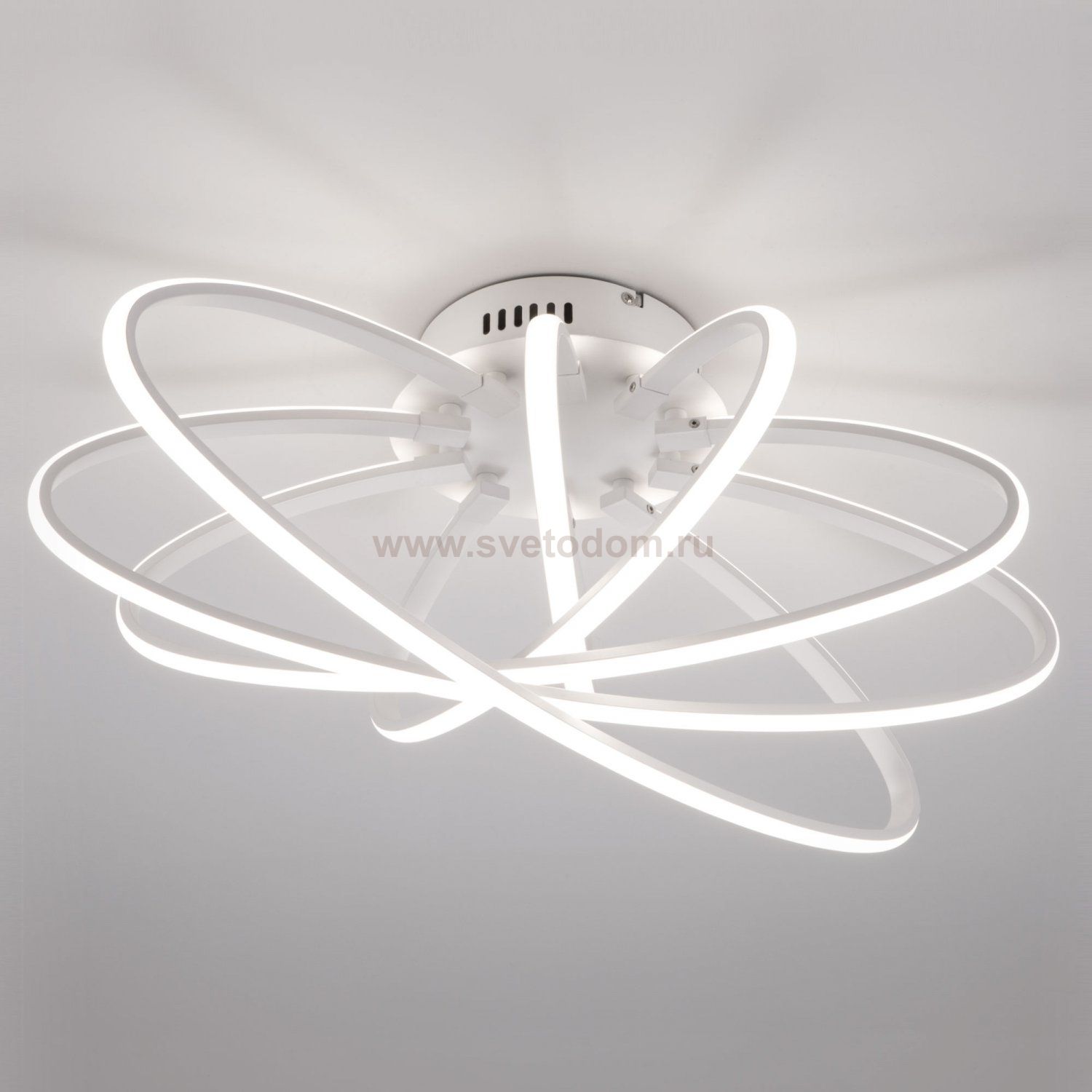 Светильник Eurosvet 90100/5 белый 95W