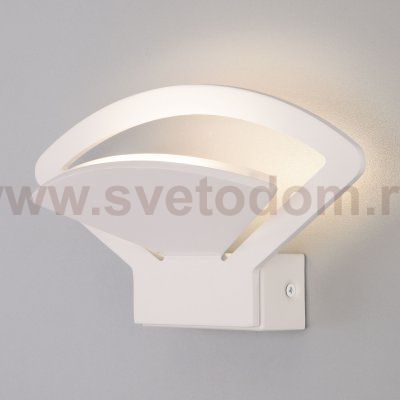 Настенный светодиодный светильник Pavo LED MRL LED 1009 белый Elektrostandard