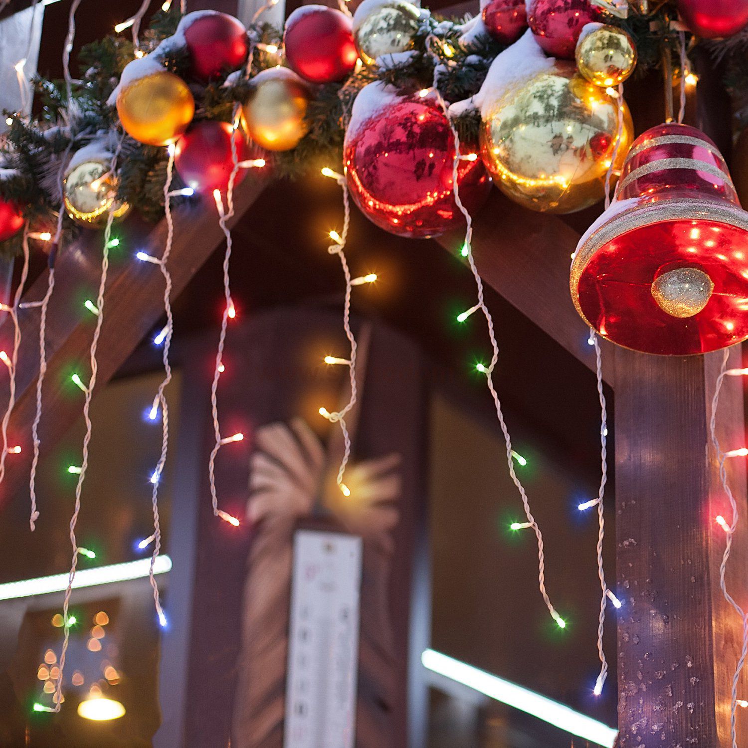 Праздничная гирлянда бахрома мульти 1,8*0,5м IP20 100-001 Eurosvet