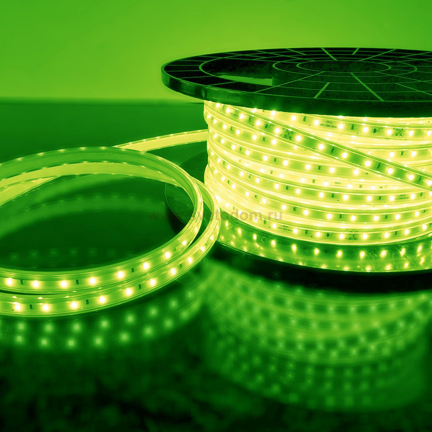 Светодиодная лента LS004 220V 4,8W 60Led 2835 IP65 зеленый, 50 м Elektrostandard