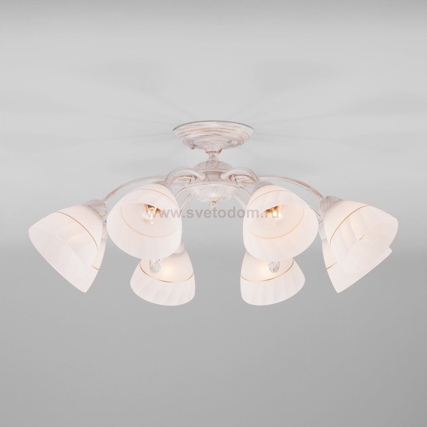 Люстра Eurosvet 30156/8 белый с золотом Camilla